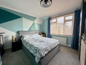 Bedroom- click for photo gallery